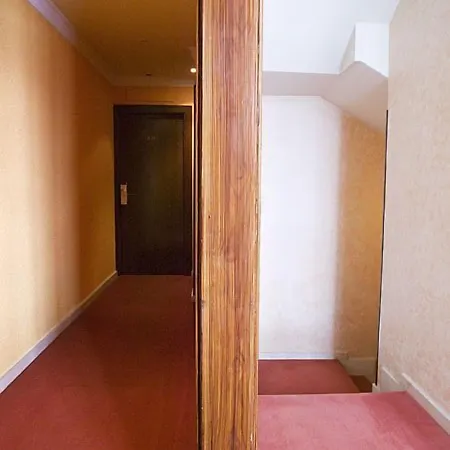 Cordon Hotel 3*